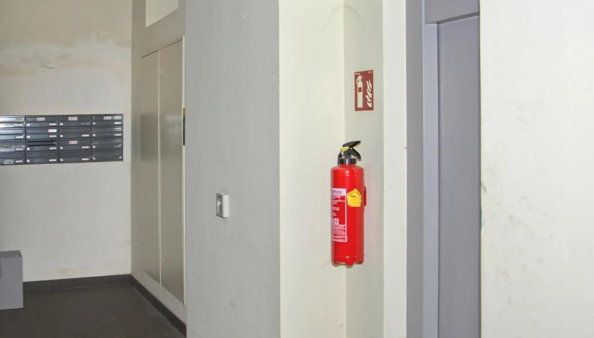 Blue Lotus Apartment 비엔나 0*,